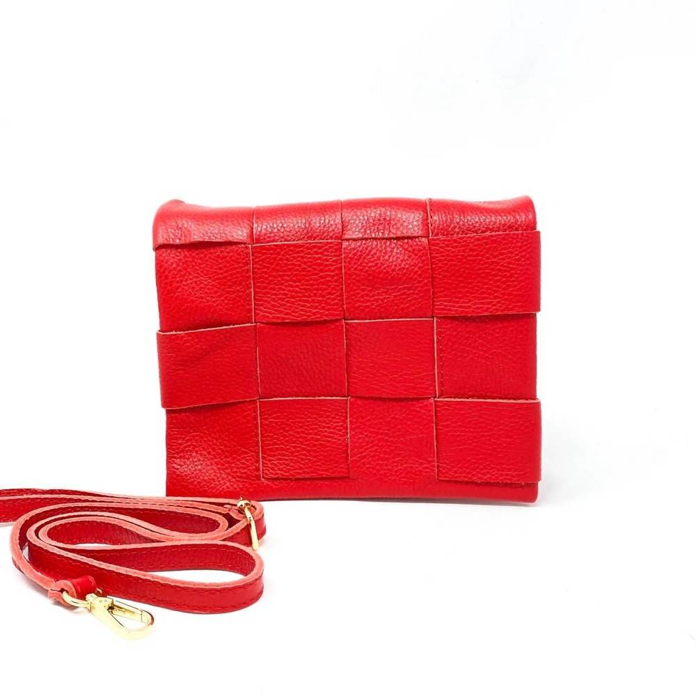 NEW GERMAN FUENTES rita leather clutch in red